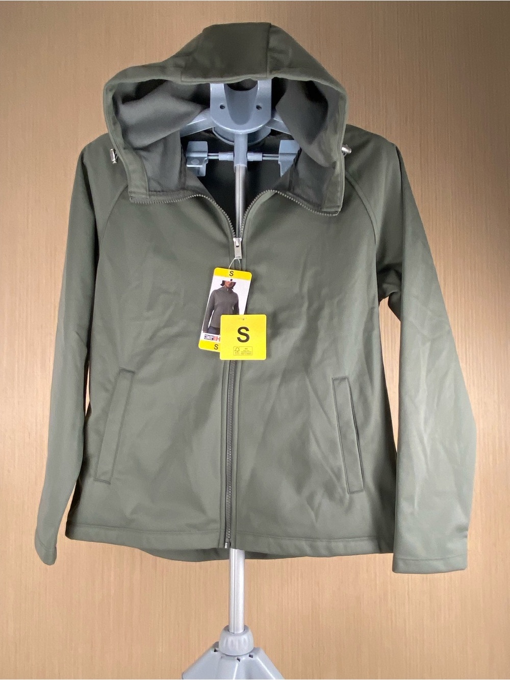 NWT Women’s Olive Green Hooded Softshell Jacket Size Small